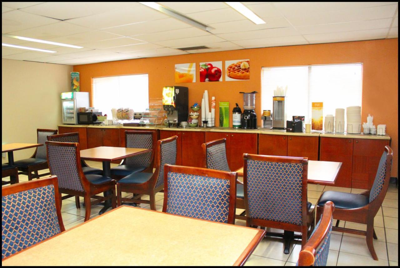 Ramada By Wyndham Tucson Airport Ξενοδοχείο Drexel Heights Εξωτερικό φωτογραφία