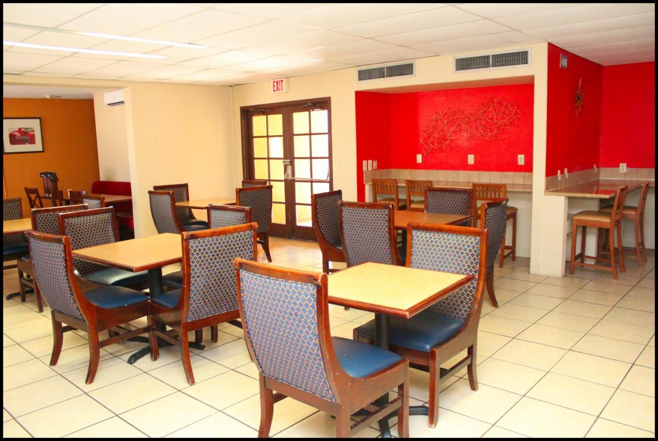 Ramada By Wyndham Tucson Airport Ξενοδοχείο Drexel Heights Εξωτερικό φωτογραφία