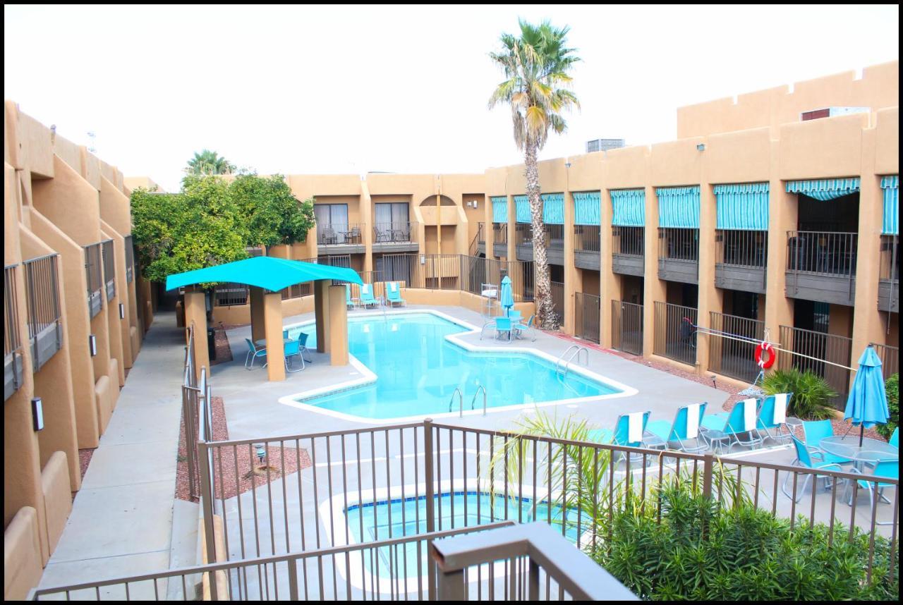 Ramada By Wyndham Tucson Airport Ξενοδοχείο Drexel Heights Εξωτερικό φωτογραφία